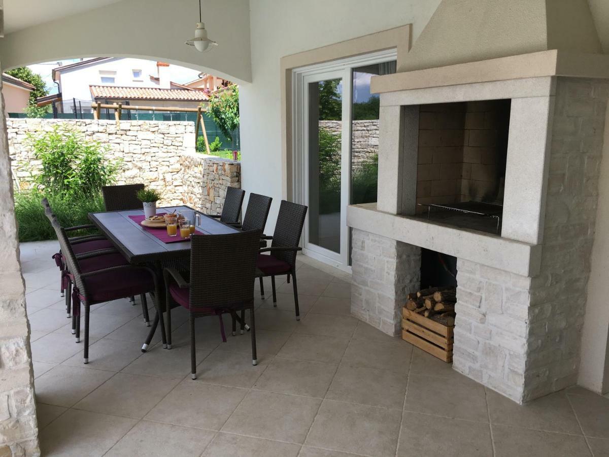 Villa Blanca With A Heated Private Pool Ruzici  Экстерьер фото
