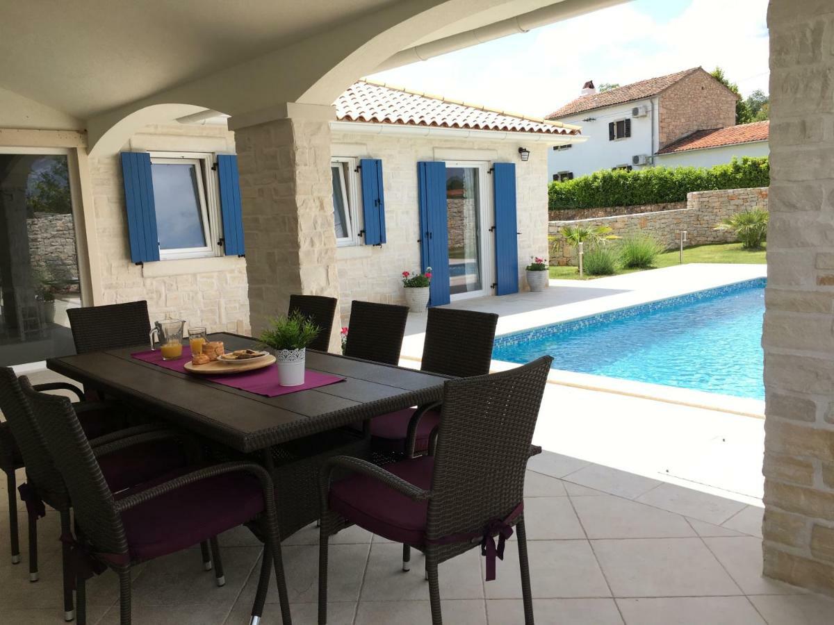 Villa Blanca With A Heated Private Pool Ruzici  Экстерьер фото